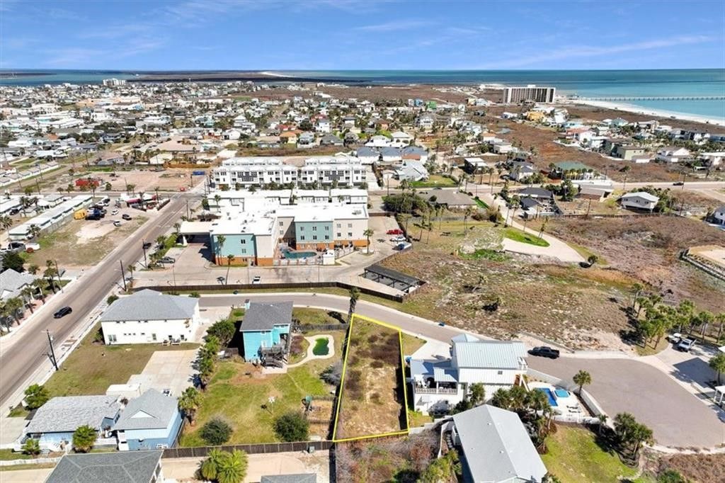 626 Light Lane, Port Aransas, TX 78373 — exterior