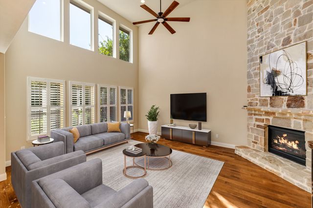 1049 Mesa Crest Drive, Fort Worth, TX 76052