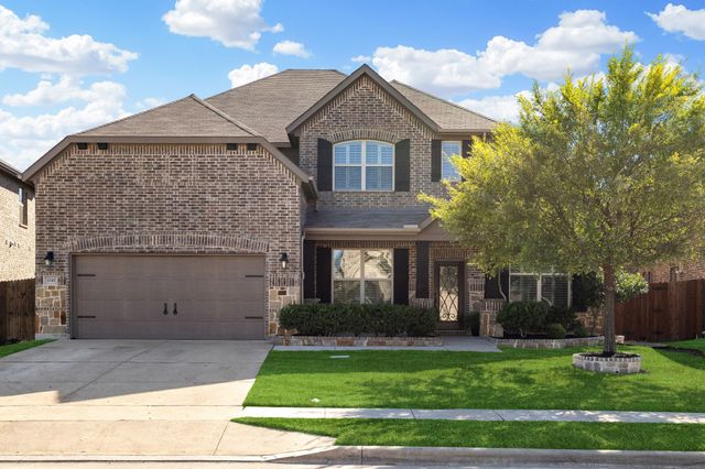 1049 Mesa Crest Drive, Fort Worth, TX 76052