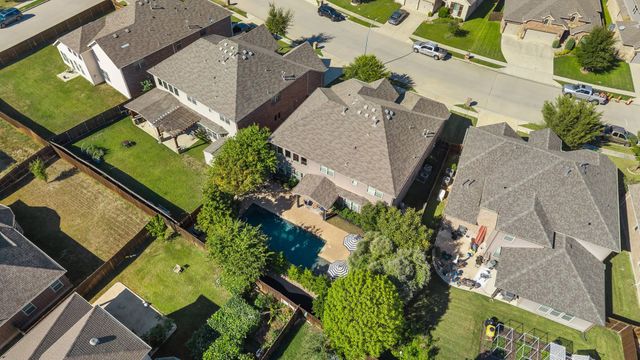 1049 Mesa Crest Drive, Fort Worth, TX 76052
