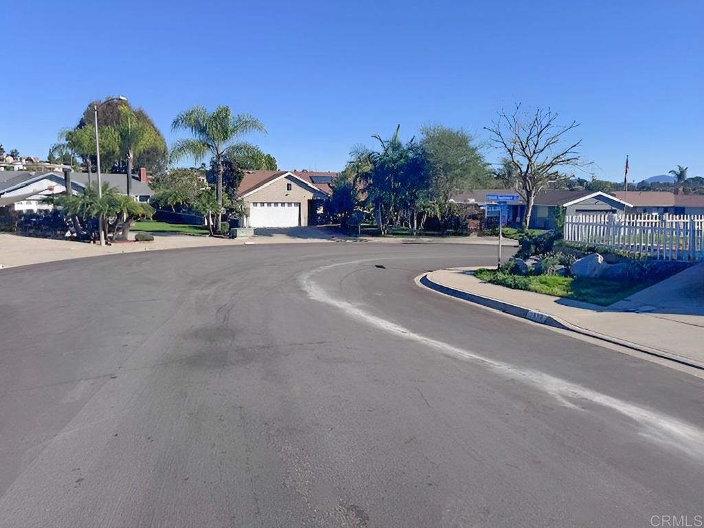 Image 4 of property listing at 1541 Indian Summer Court, San Marcos, CA 92069