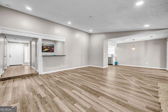 8413 Glenwoods Terrace, Riverdale, GA 30274