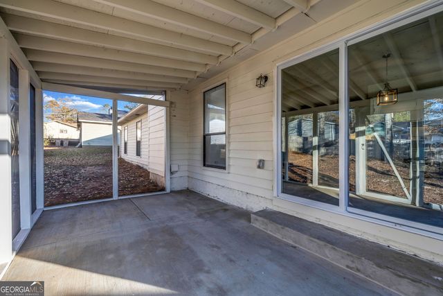 8413 Glenwoods Terrace, Riverdale, GA 30274