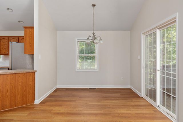 566 IRONWOOD RD, Mount Jackson, VA 22842