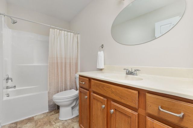 566 IRONWOOD RD, Mount Jackson, VA 22842
