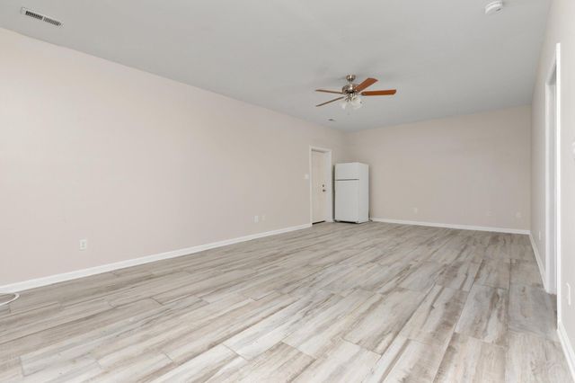 566 IRONWOOD RD, Mount Jackson, VA 22842