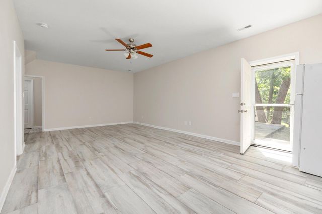 566 IRONWOOD RD, Mount Jackson, VA 22842