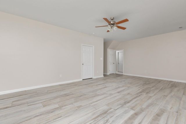 566 IRONWOOD RD, Mount Jackson, VA 22842