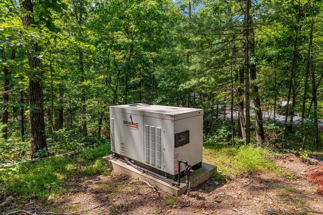 566 IRONWOOD RD, Mount Jackson, VA 22842