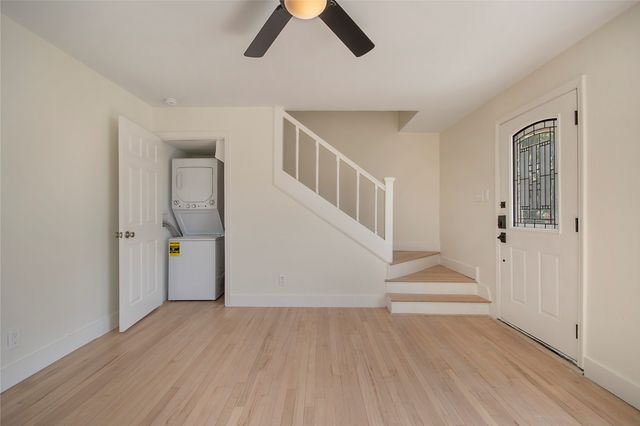 305 N Oak Cliff Boulevard, Dallas, TX 75208