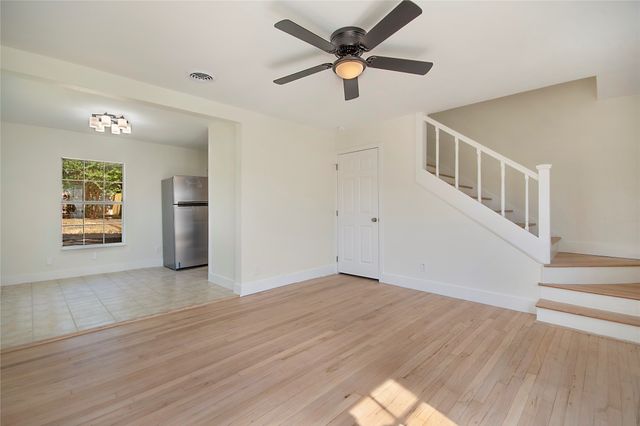 305 N Oak Cliff Boulevard, Dallas, TX 75208
