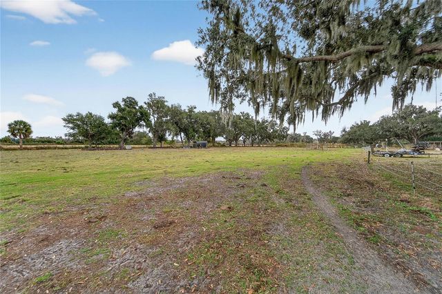 2181 E TRAPNELL ROAD, Plant City, FL 33566