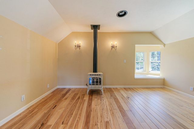 10050 SE River Street, Truckee, CA 96161