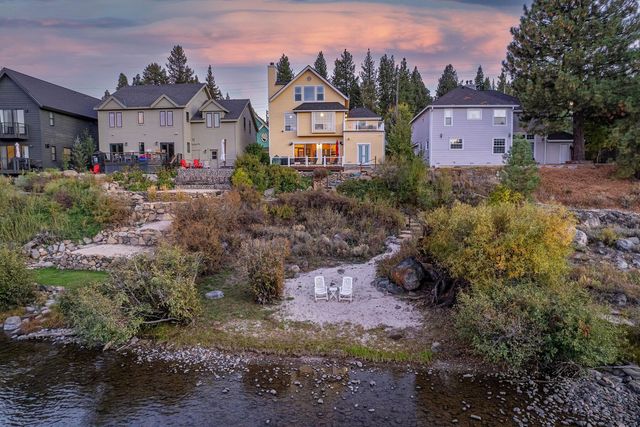 10050 SE River Street, Truckee, CA 96161
