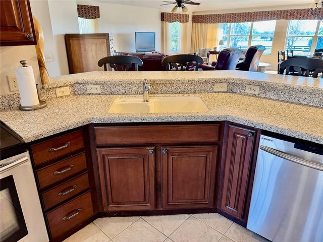 9100 SE 170TH FONTAINE STREET, The Villages, FL 32162