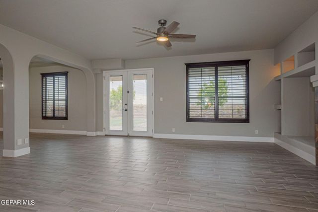 13292 Emerald Isle Street, El Paso, TX 79928