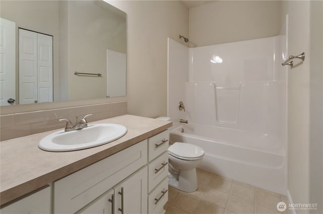 7121 Munn Lake Drive SE, Tumwater, WA 98501