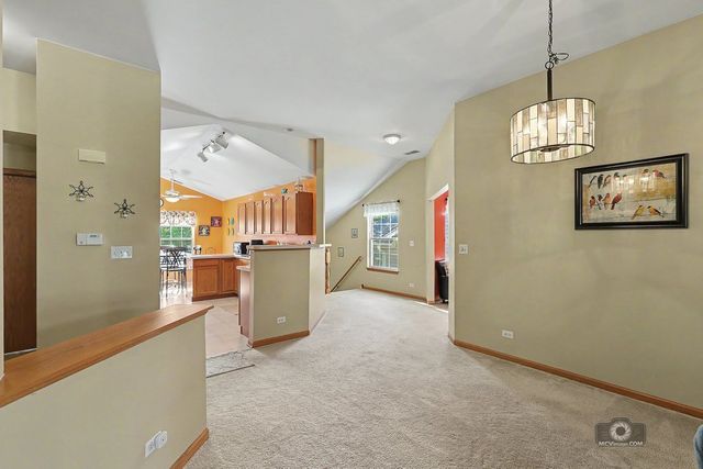2258 Scott Lane 2258, Aurora, IL 60502