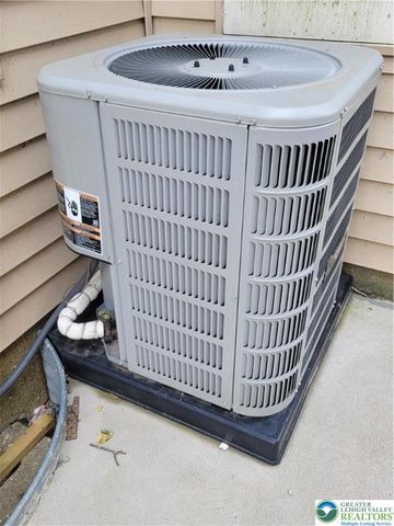 327 North 13th Street, Allentown City, PA 18102