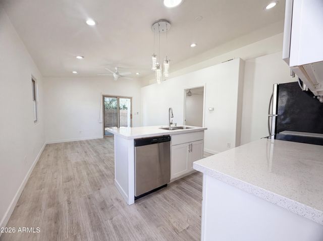 11031 E VINE Avenue, Mesa, AZ 85208