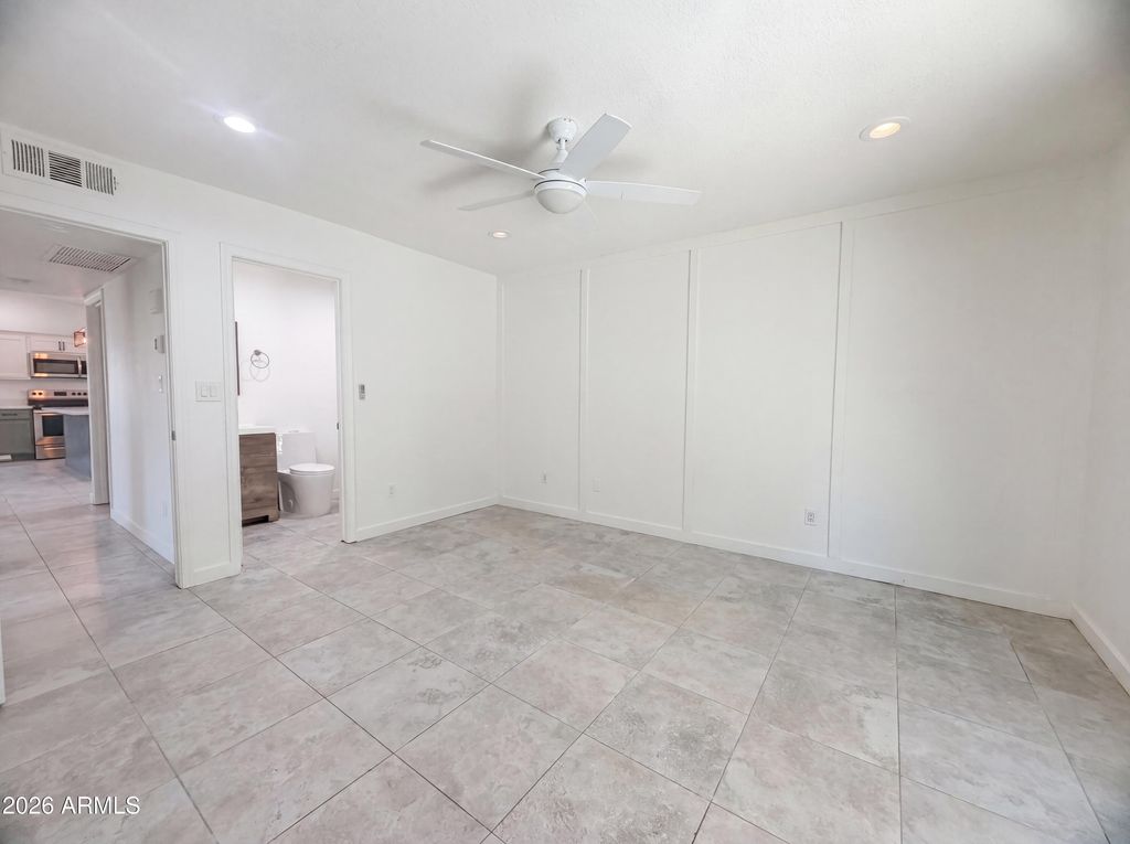 11031 E VINE Avenue, Mesa, AZ 85208 — photo 4