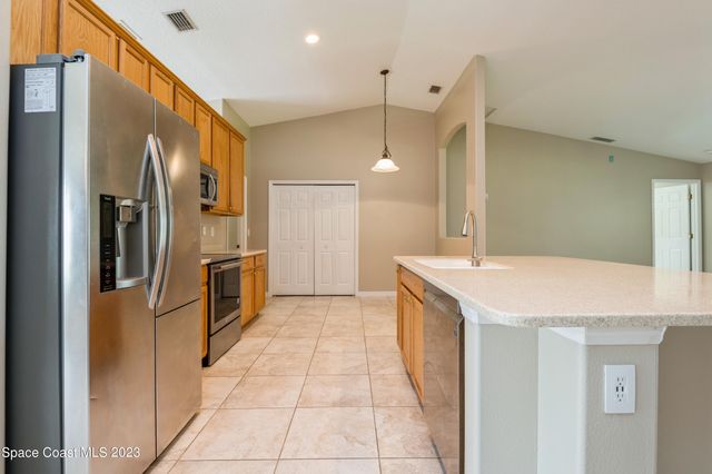 5527 Indigo Crossing Drive, Rockledge, FL 32955