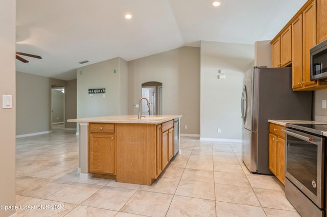 5527 Indigo Crossing Drive, Rockledge, FL 32955