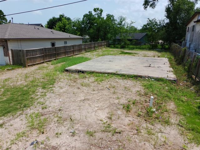 9502 Caddo Road, Houston, TX 77078