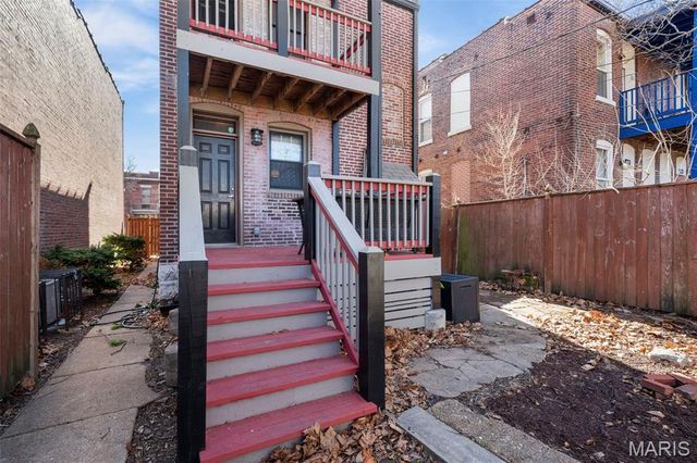 4455 Oakland Avenue, St Louis, MO 63110