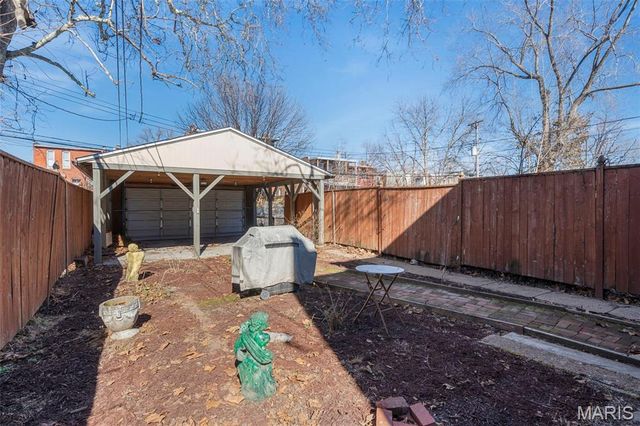 4455 Oakland Avenue, St Louis, MO 63110