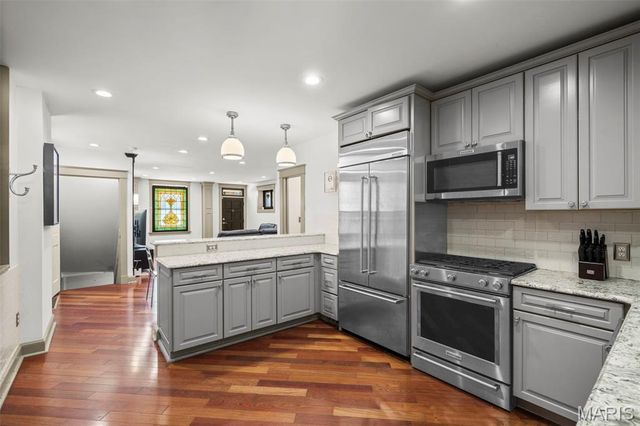 4455 Oakland Avenue, St Louis, MO 63110