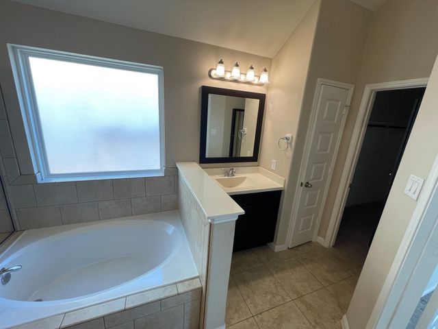 3351 Elk Ridge Lane, Katy, TX 77494