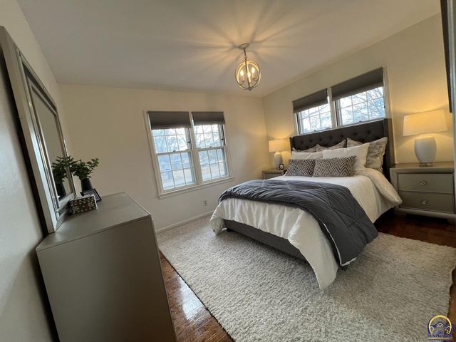 507 SW Gage Court Cir, Topeka, KS 66606