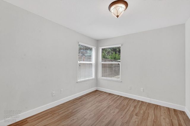 9648 Flame Tokay Way, Elk Grove, CA 95624