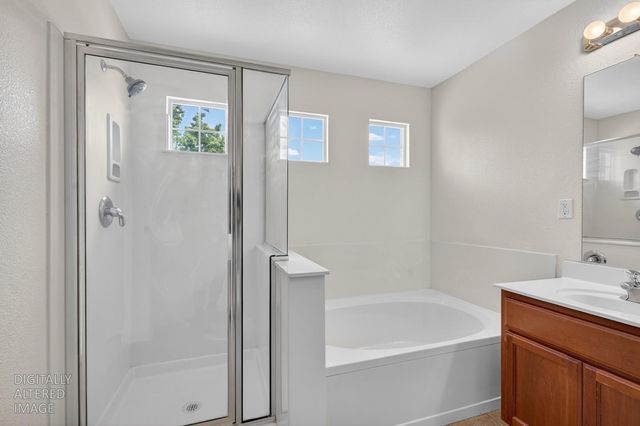 9648 Flame Tokay Way, Elk Grove, CA 95624