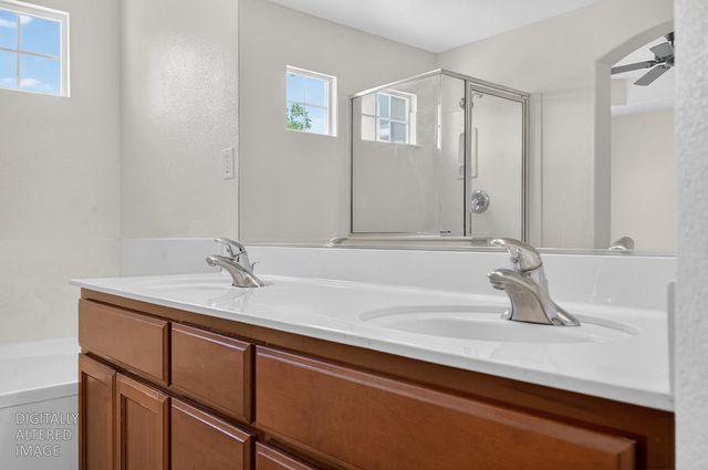 9648 Flame Tokay Way, Elk Grove, CA 95624