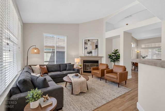 9648 Flame Tokay Way, Elk Grove, CA 95624