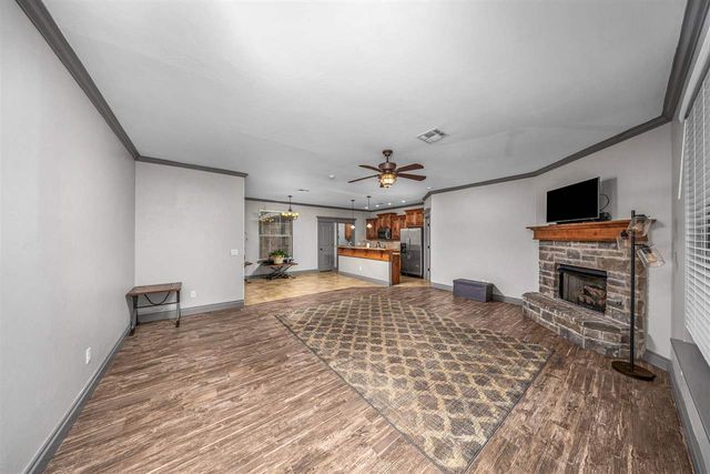 13654 NE Lafayette Dr, Elgin, OK 73538