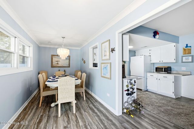 132 NE 32nd Street, Oak Island, NC 28465