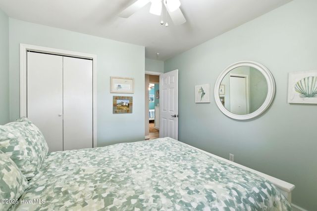 132 NE 32nd Street, Oak Island, NC 28465