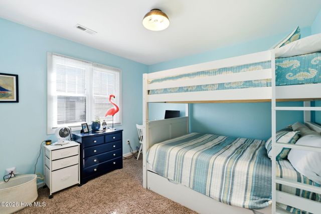 132 NE 32nd Street, Oak Island, NC 28465