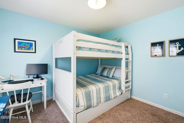 132 NE 32nd Street, Oak Island, NC 28465