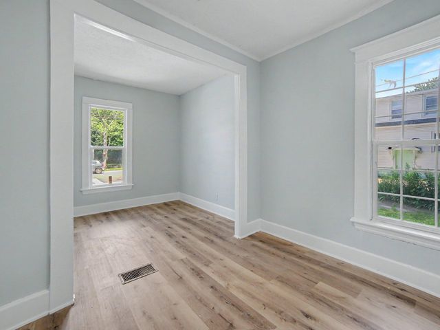 837 W Southern Avenue, Muskegon, MI 49441