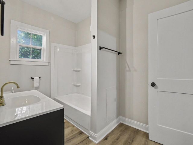 837 W Southern Avenue, Muskegon, MI 49441