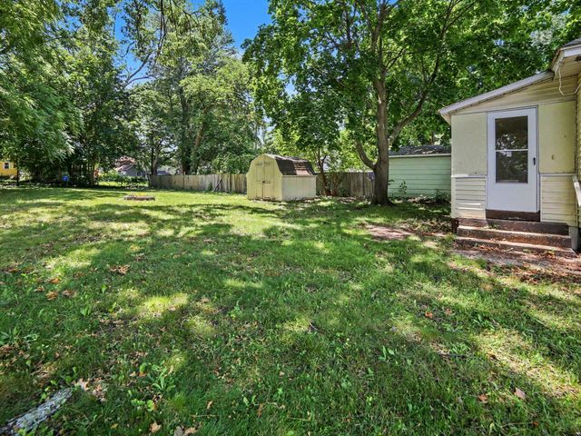 837 W Southern Avenue, Muskegon, MI 49441