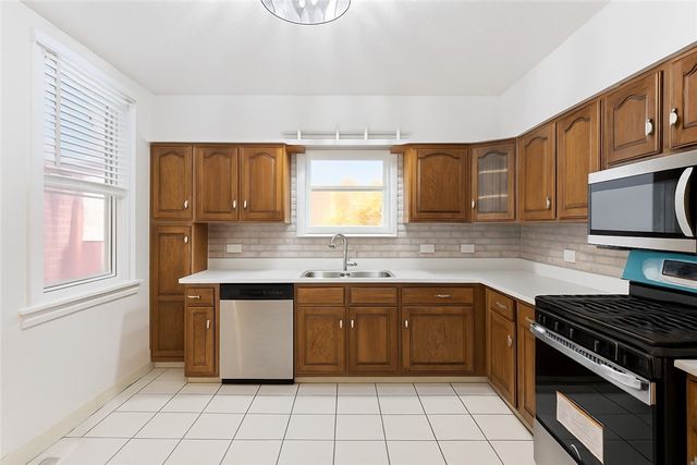 123 5th Ave, Rankin, PA 15104