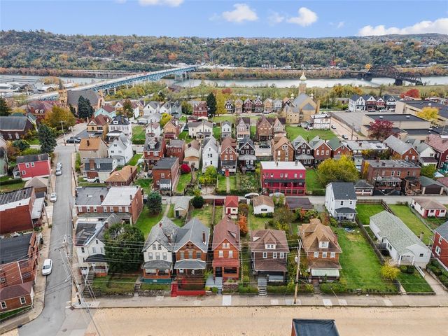 123 5th Ave, Rankin, PA 15104