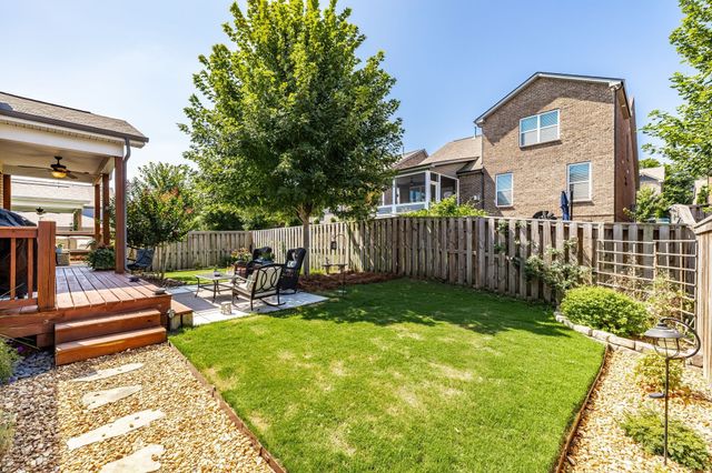 1035 Nave Ct, Nashville, TN 37214