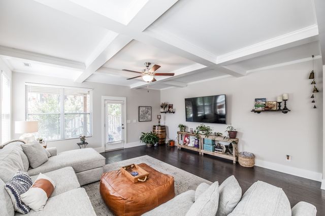 1035 Nave Ct, Nashville, TN 37214