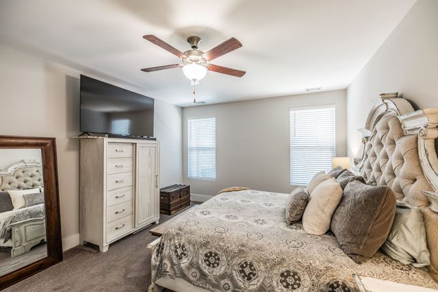 1035 Nave Ct, Nashville, TN 37214